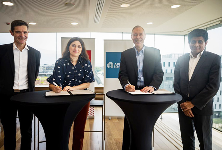 Signataires de la collaboration entre Applied Materials, Inc. et le Carnot CEA LETI