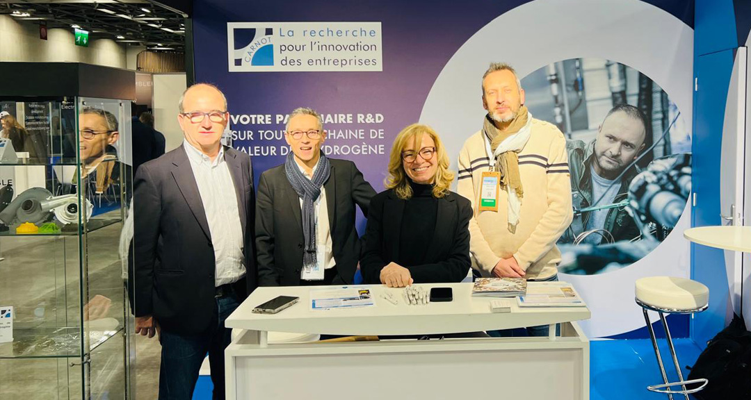 Membre de de Carnot au salon Hyvolution de Paris